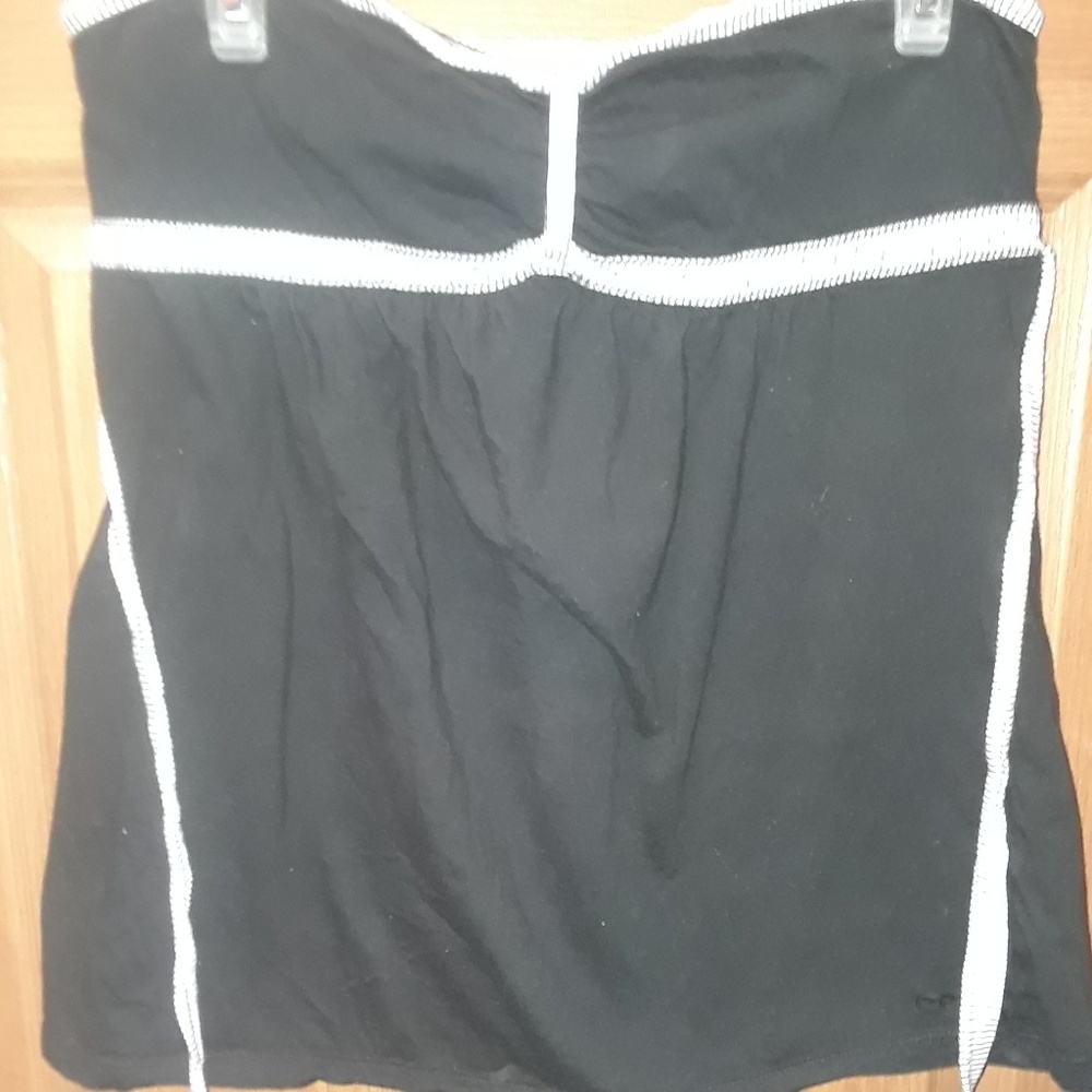 Strapless halter top